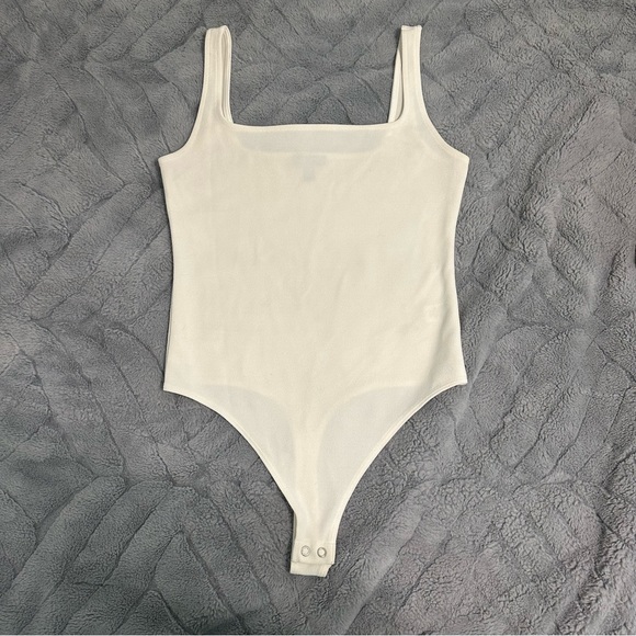 EXPRESS BODYSUIT SIZE XS - Picture 2 of 4